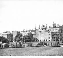 Male Chronic Unit, (subsequently renamed, West Lawn) 1932